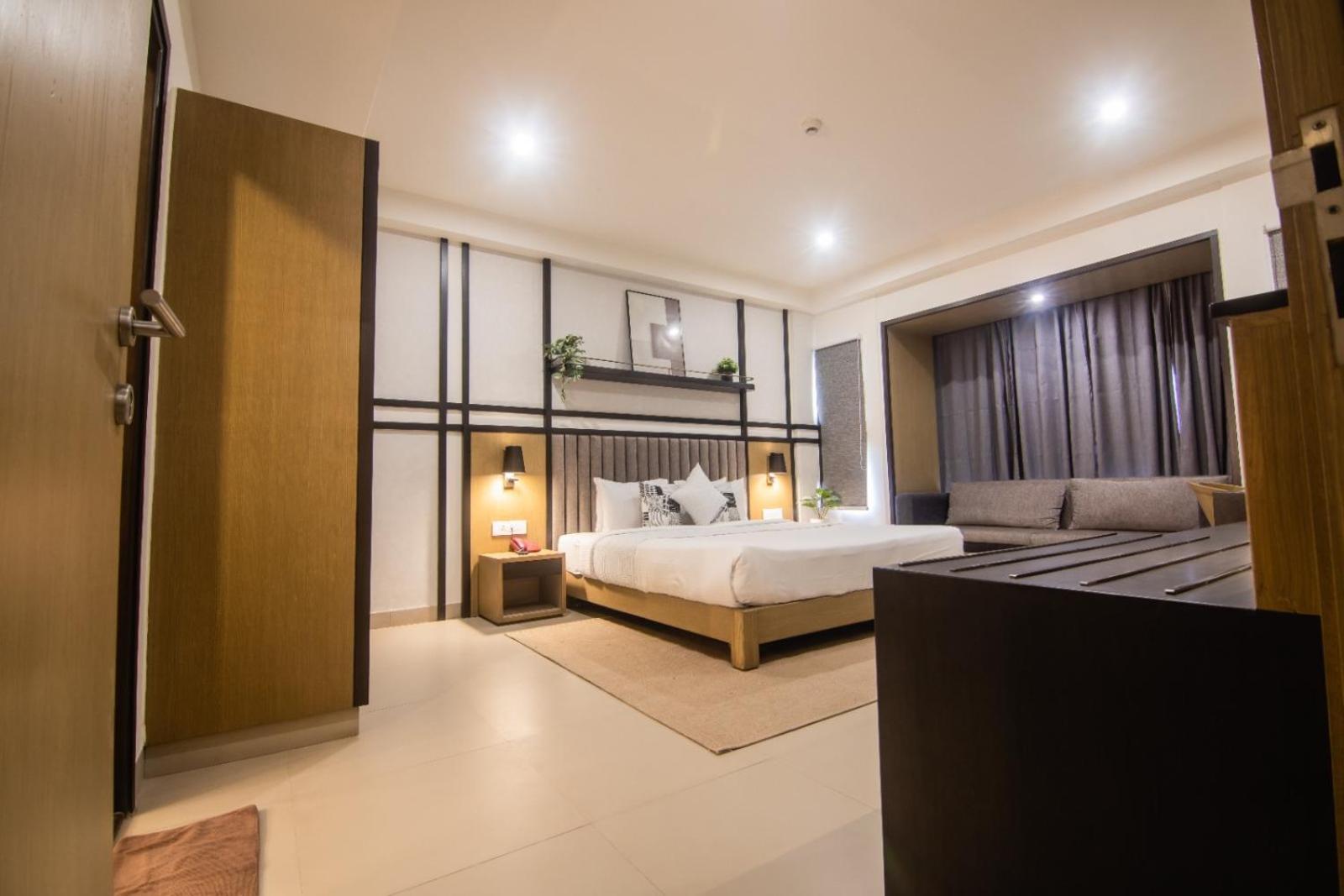 Purple Cloud Hotel Devanahalli Екстериор снимка