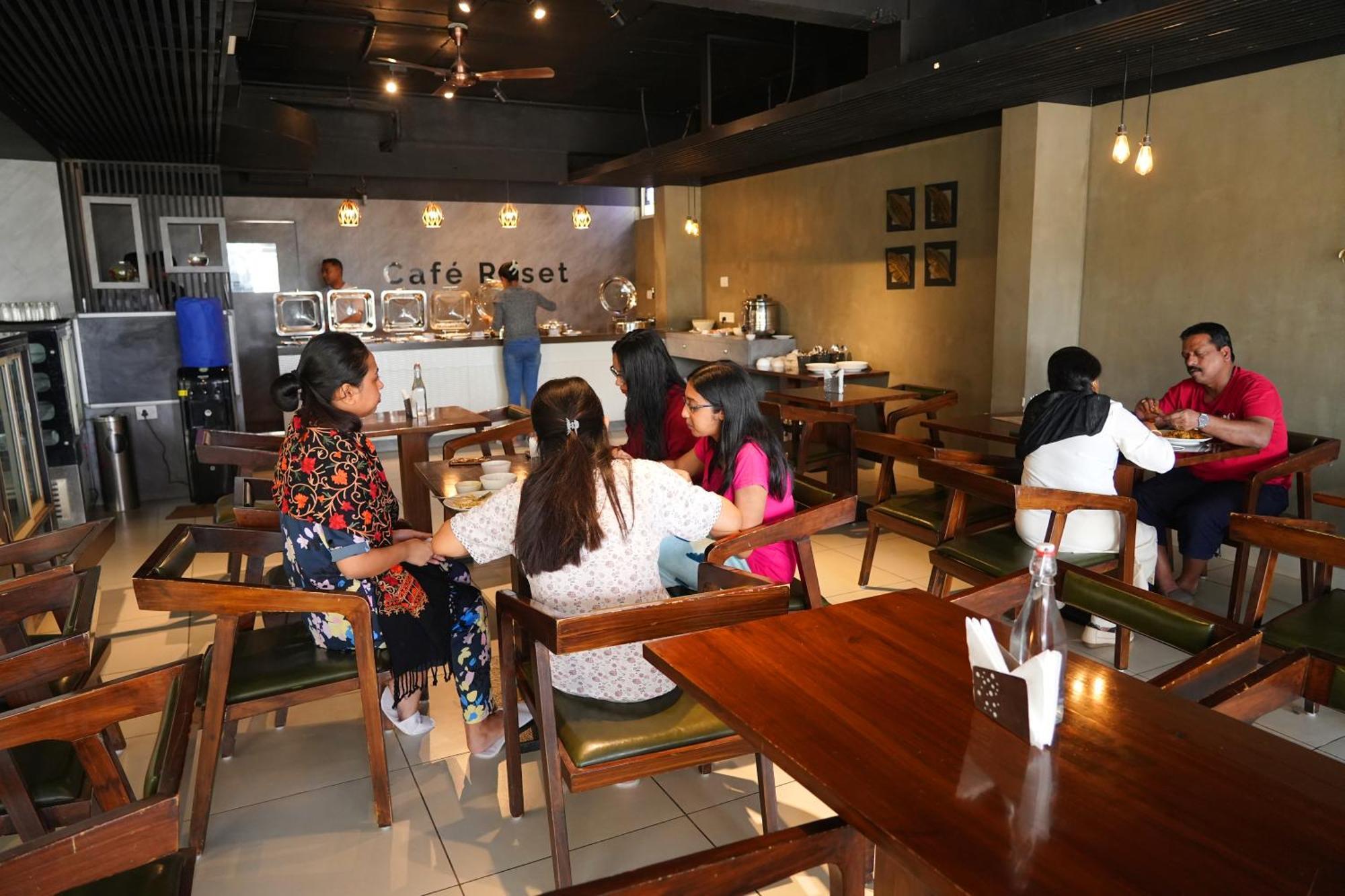 Purple Cloud Hotel Devanahalli Екстериор снимка