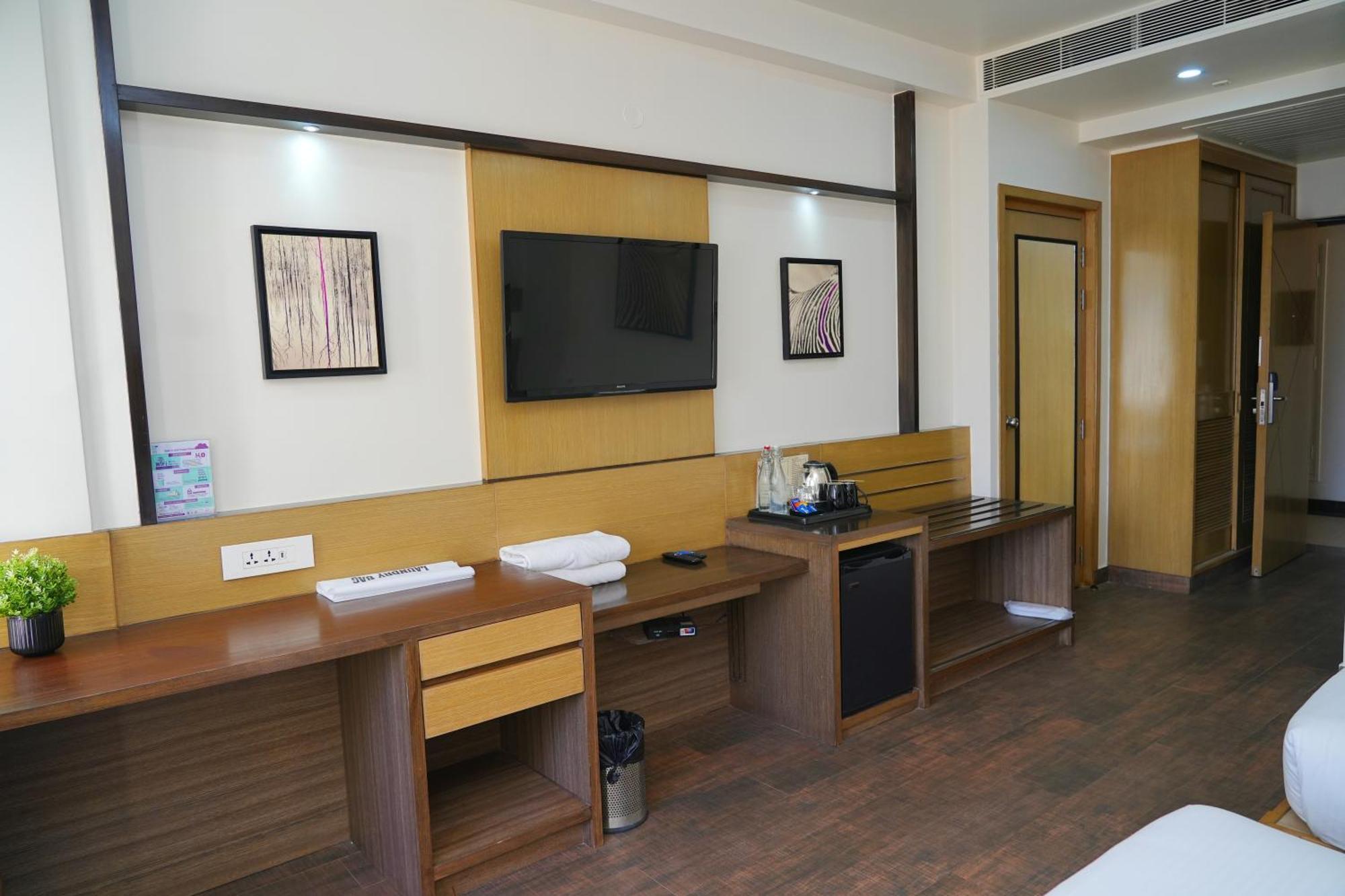 Purple Cloud Hotel Devanahalli Екстериор снимка